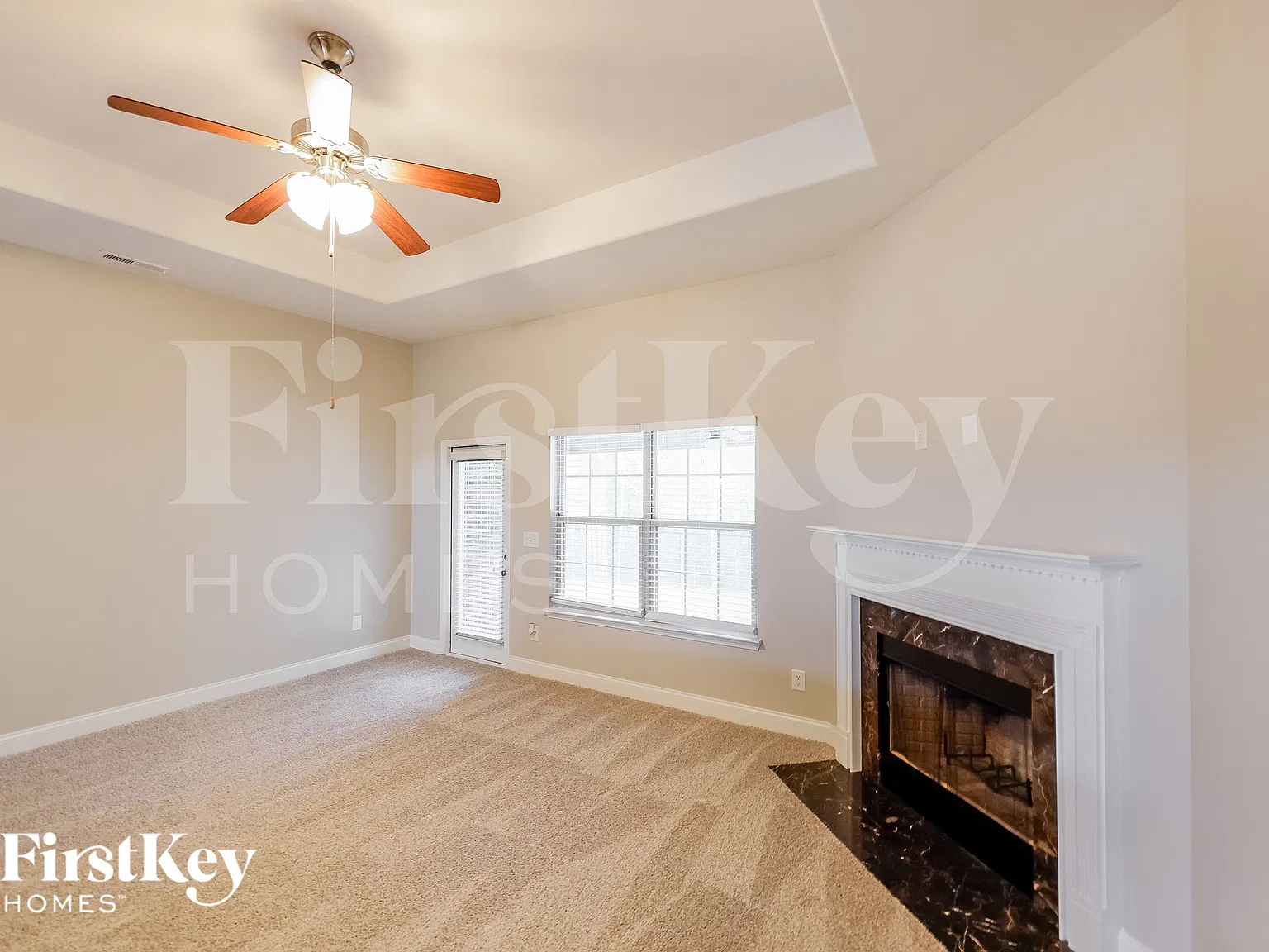 3 bed, 2.0 bath, 1806 sqft, $2,090 — Photo 3