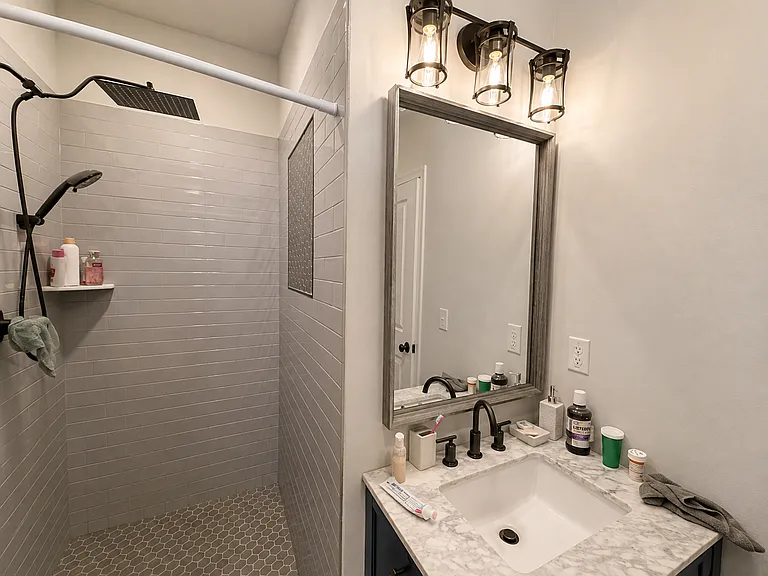 3100 Hull St — Photo 11
