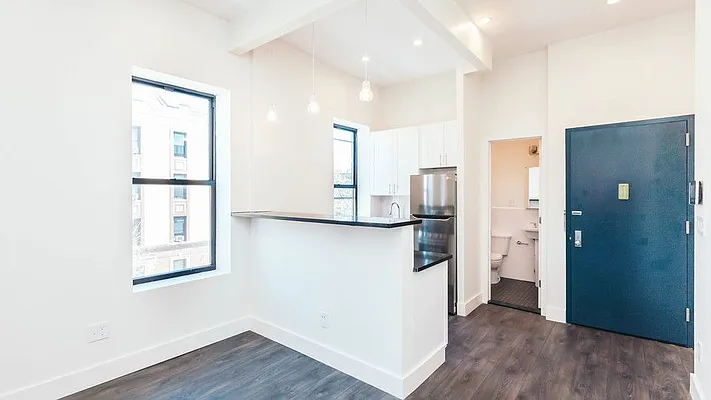 Rented by Nooklyn NYC LLC | media 45