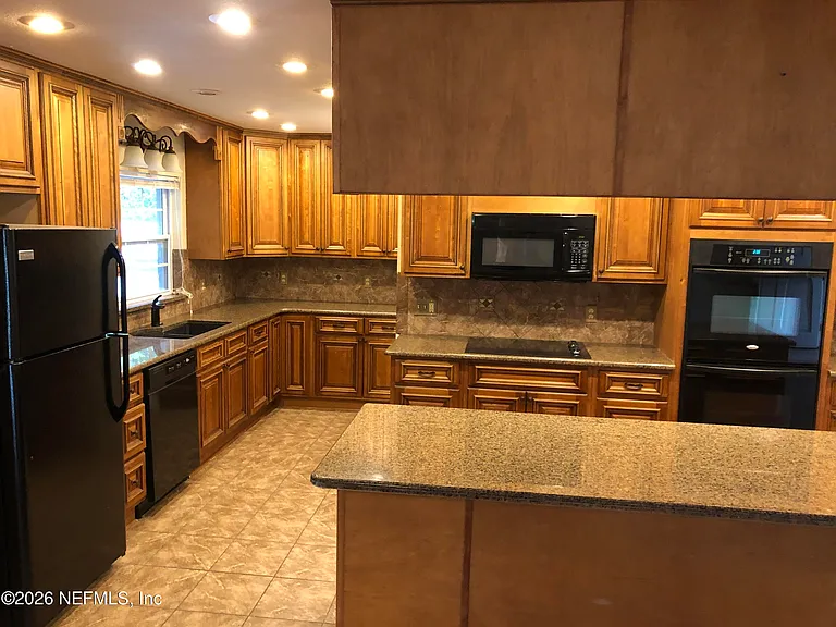 5406 Community Cir — Photo 6
