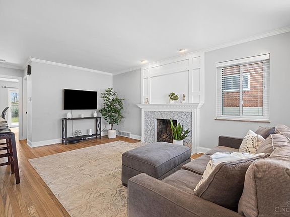 3rd image of 1231 Meriweather Ave