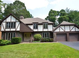 66 Hardwood Ln, Rochester, NY 14616