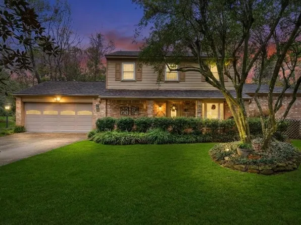 18 Still Glen Ct, Spring, TX 77381