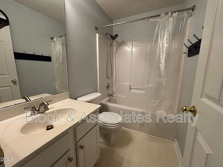 7252 Corvette Ct — Photo 62