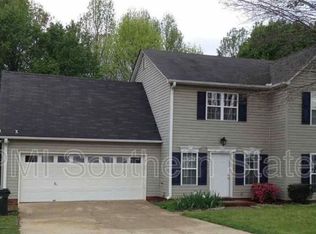 111 Riverside Chase Cir, Greer, SC 29650