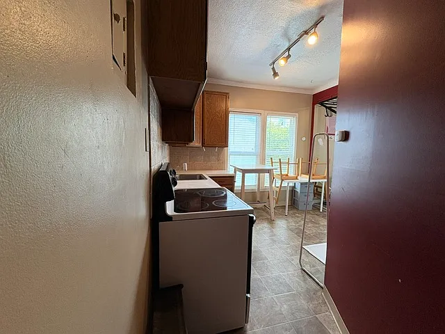 2530 College Ave #3 — Photo 28