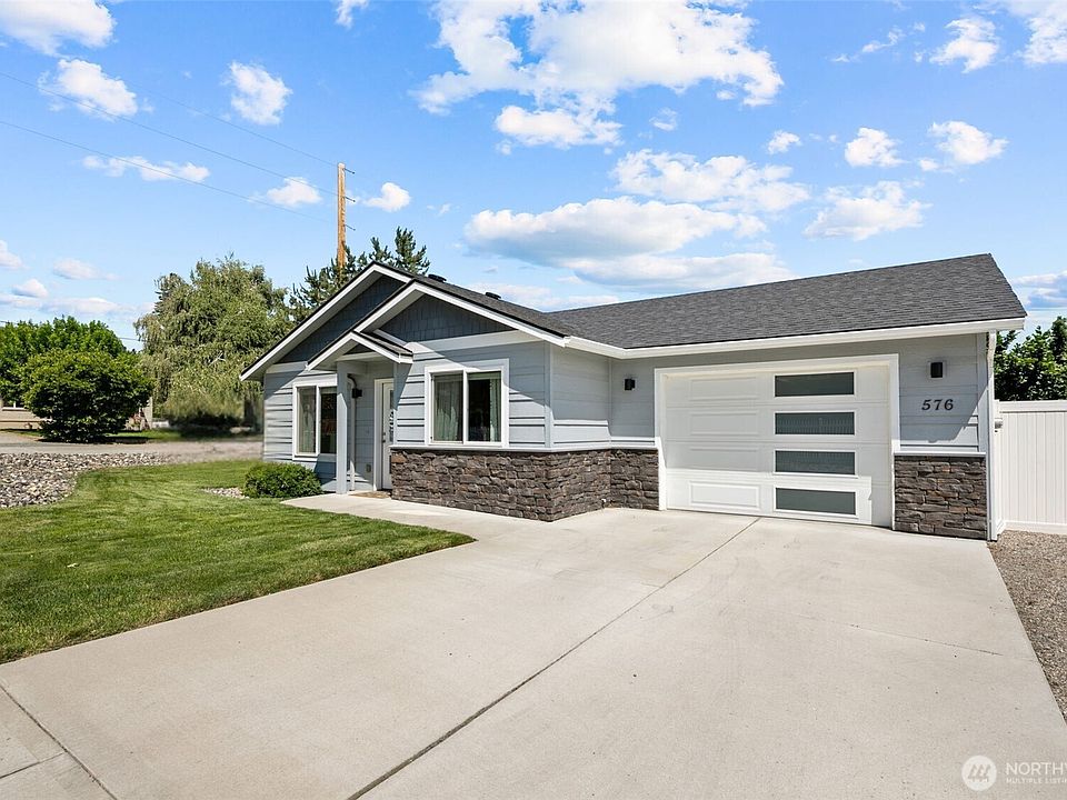 1st image of 576 SEBASTIAN WAY