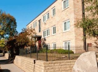 2805 Cedar Ave S, Minneapolis, MN 55407