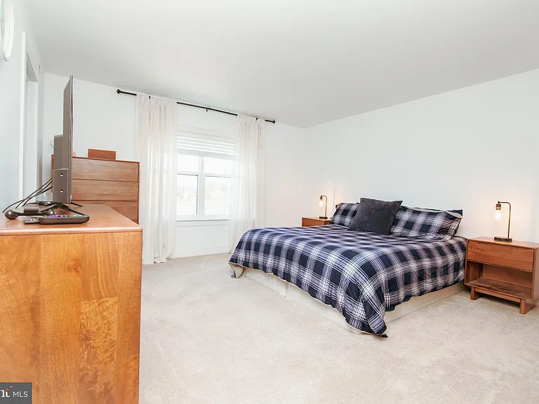 313 Estate Dr — Photo 13