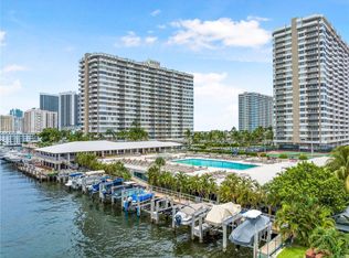 1985 S Ocean Dr APT 5M, Hallandale, FL 33009