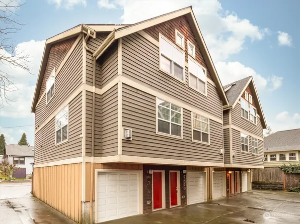 7803 12th Avenue NE #B, Seattle, WA 98115