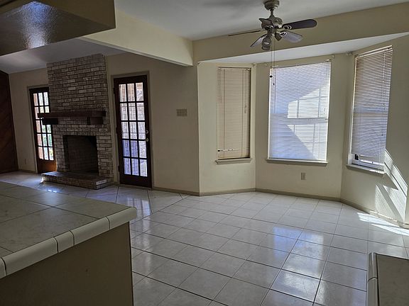 5th image of 901 Carrol Dr