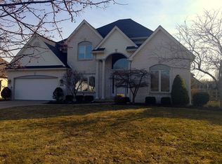3717 Montevallo Ln, Lambertville, MI 48144