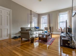302 Marlborough St #8, Boston, MA 02116