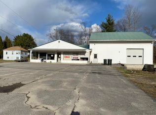 483 Gray Rd, Windham, ME 04062