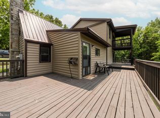 90 Beach Dr, Front Royal, VA 22630