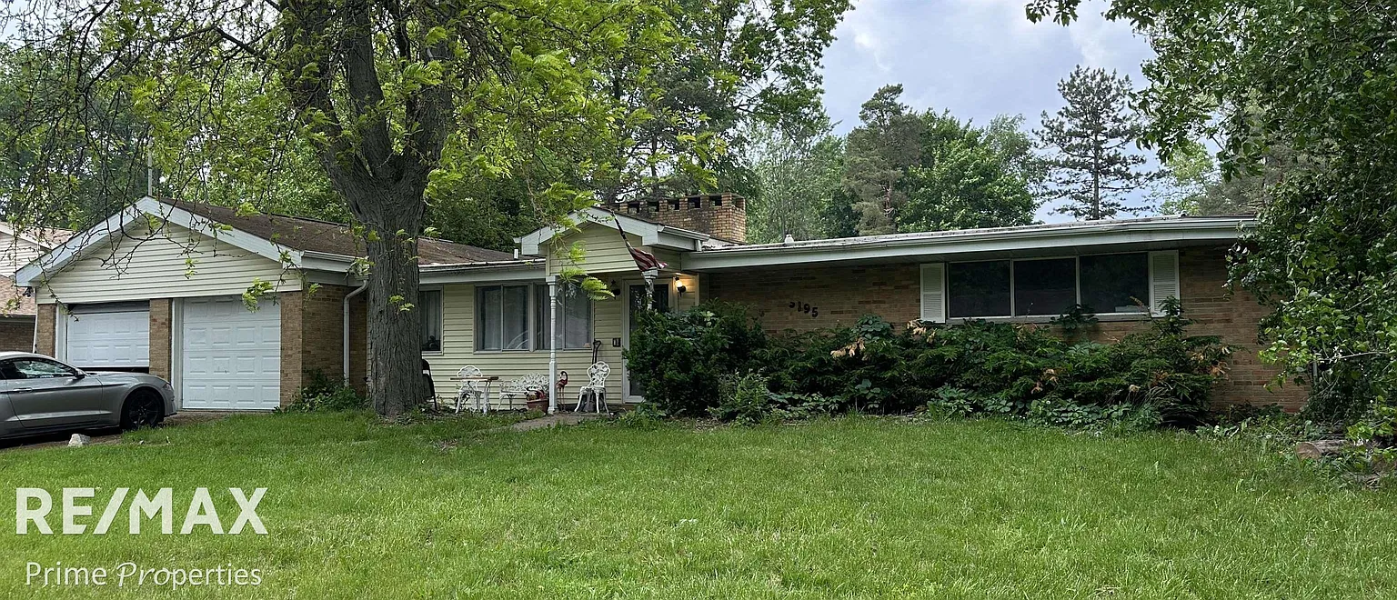 3195 Dixie Ct photo 1