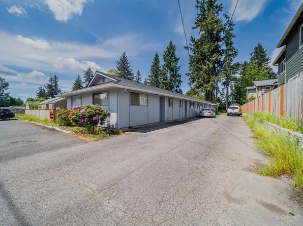 4823 100th Street NE, 4823 100th St NE Unit 3, Marysville, WA 98270