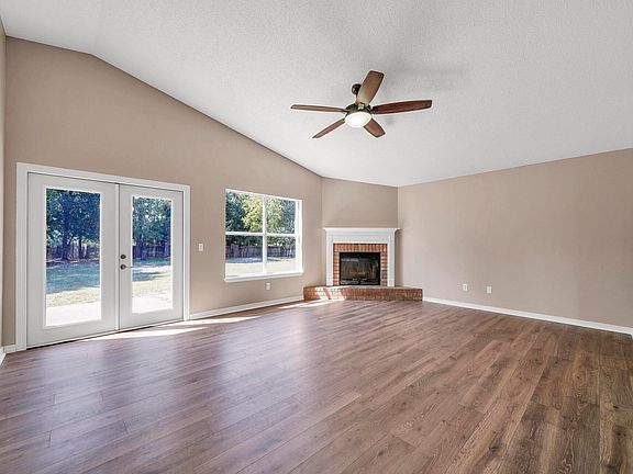 3rd image of 2227 Parker Place Ct
