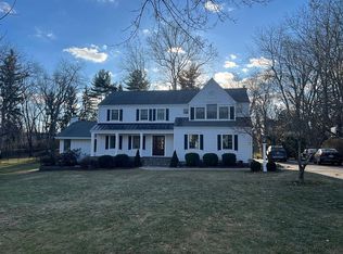 29 Autumn Dr, Basking Ridge, NJ 07920