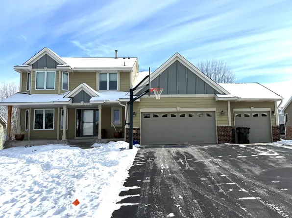 6664 Clearwater Creek Dr, Hugo, MN 55038