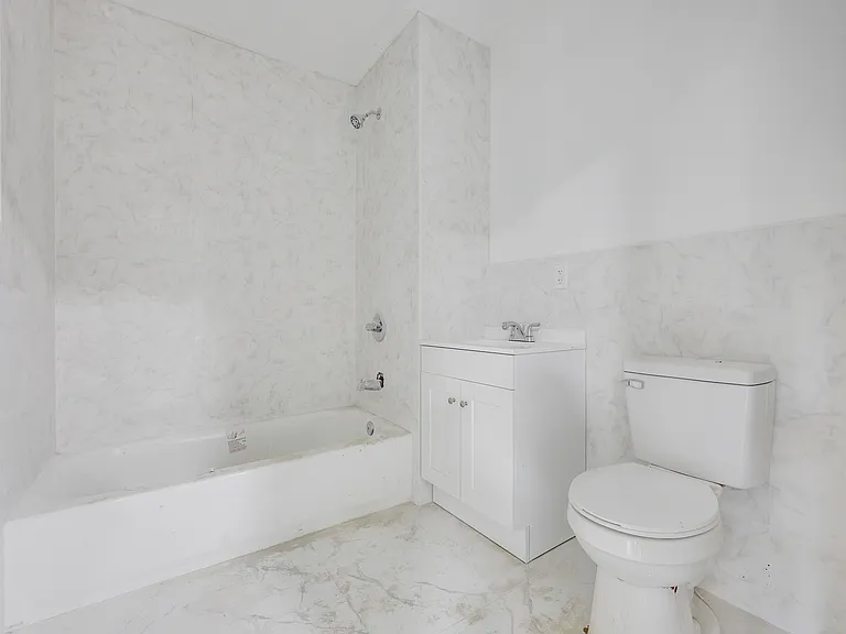 431 Warwick St #2D — Photo 13