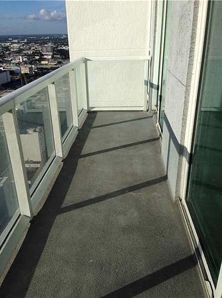 1st image of 253 NE 2nd St APT 3904