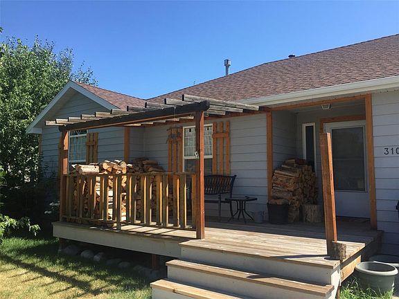 2nd image of 310 Treasure Ave