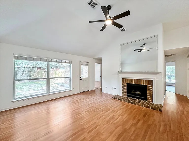 126 N Willow Point Cir — Photo 6