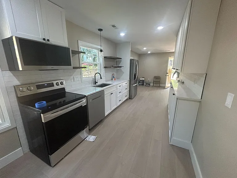 100 Dixie Ave — Photo 15