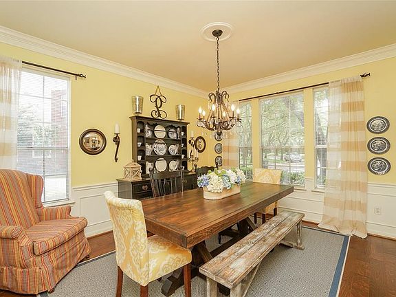 4th image of 1903 Cypress Run Dr