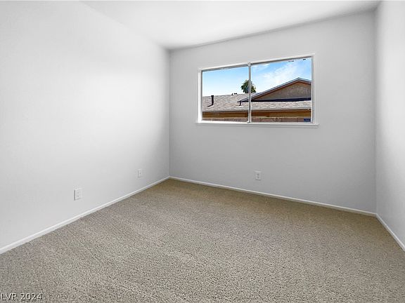 5th image of 4241 Skywalker Ave