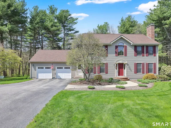 22 Shepards Lodge, Woodstock, CT 06281