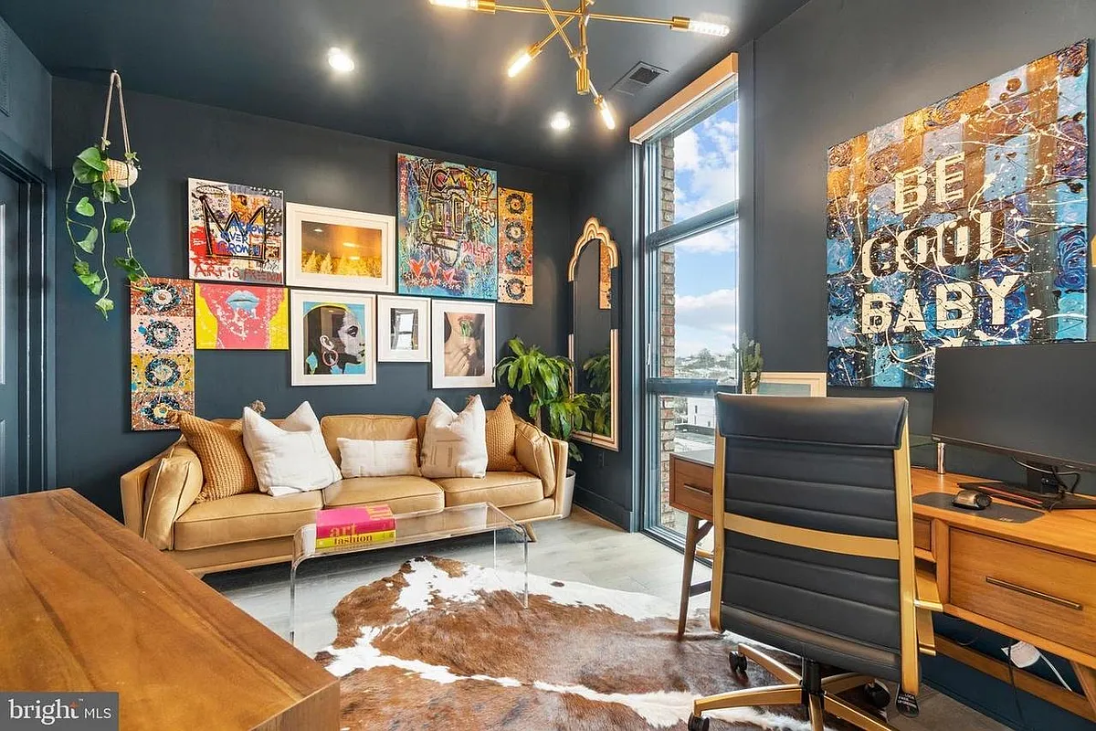 Building Photo - 1402 H St NE #Penthouse 3