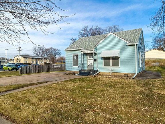 2nd image of 1666 W 35th St