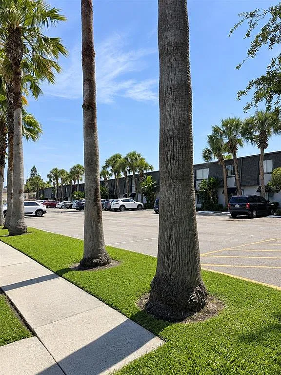2 bed, 2.0 bath, 1100 sqft, $1,850 — Photo 3