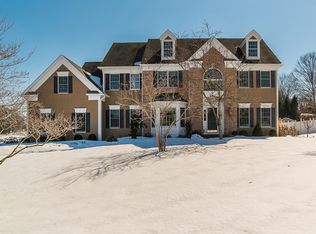 7 Meadow View Rd, Gladstone, NJ 07934