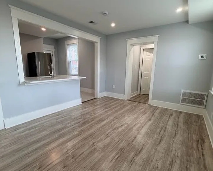 313 Delaware Ave #1 — Photo 5