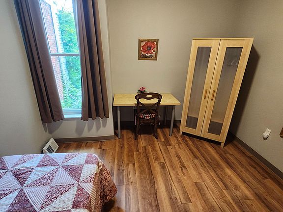 The Red Flower Bedroom