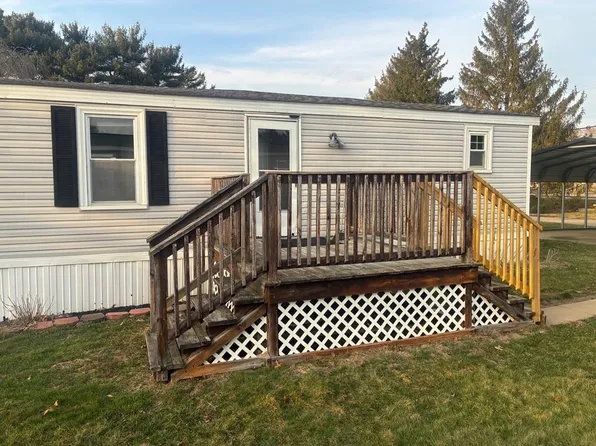 4400 Melrose Dr, Wooster, OH 44691