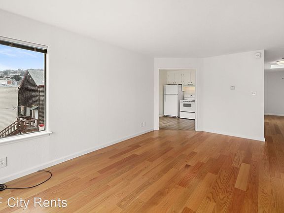 5th image of 1332 10th Ave #303