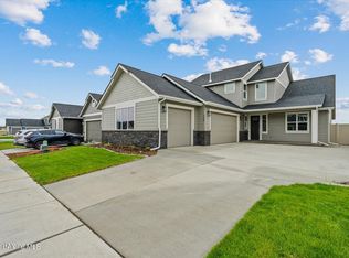 3296 N Cyprus Fox Loop, Post Falls, ID 83854