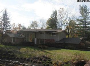 2754 Lander Rd, Pepper Pike, OH 44124