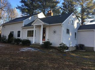 15 Maple St, Topsfield, MA 01983