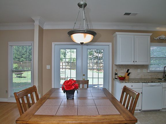 5th image of 2350 Potomac View Ct