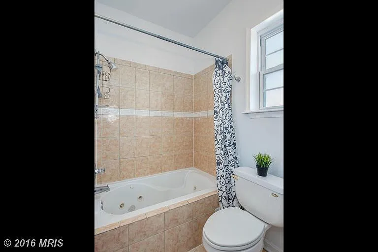 726 8th St NE #A — Photo 12