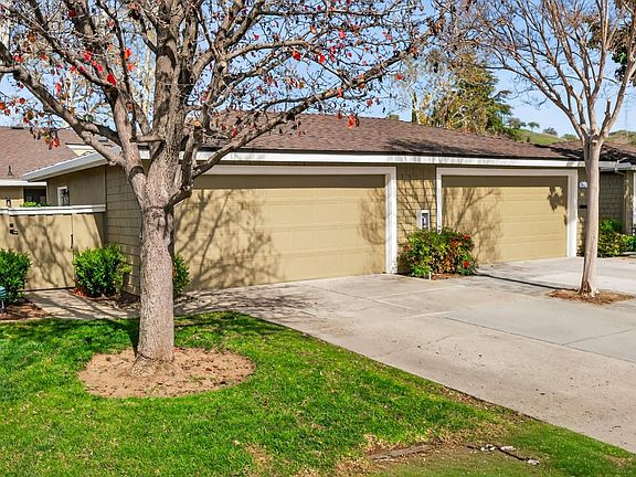 4th image of 1113 Silver Oak Ct