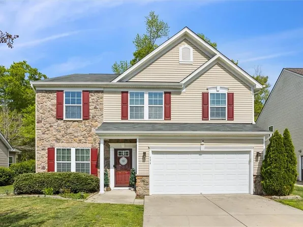 594 Leonard Ln, Newport News, VA 23601