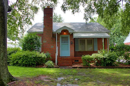 303 W Carver St Photo 1 303 W Carver St Photo 1