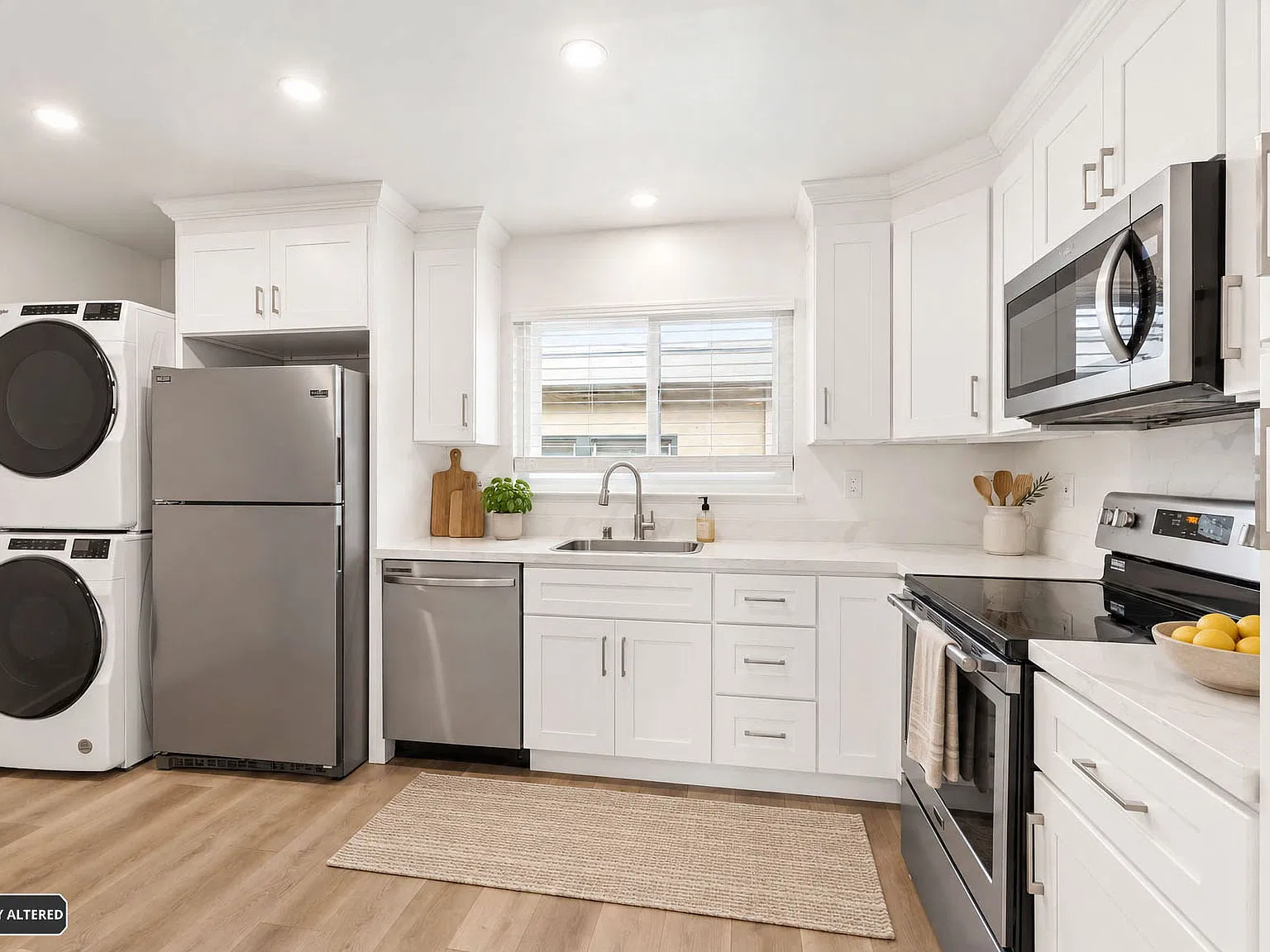 2 bed, 755 sqft, $2,695 — Photo 3
